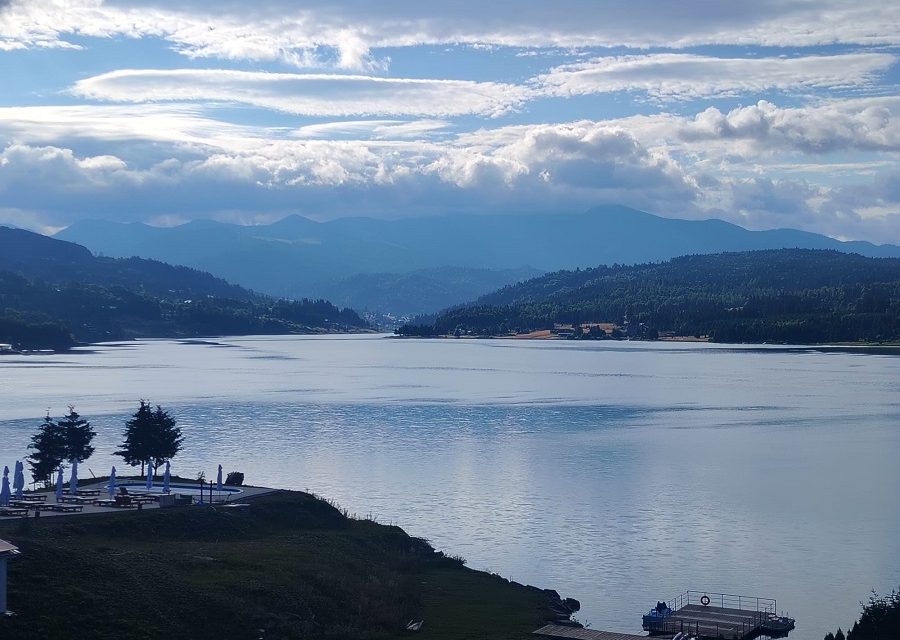 „Școala de la Bistrița” revine acasă