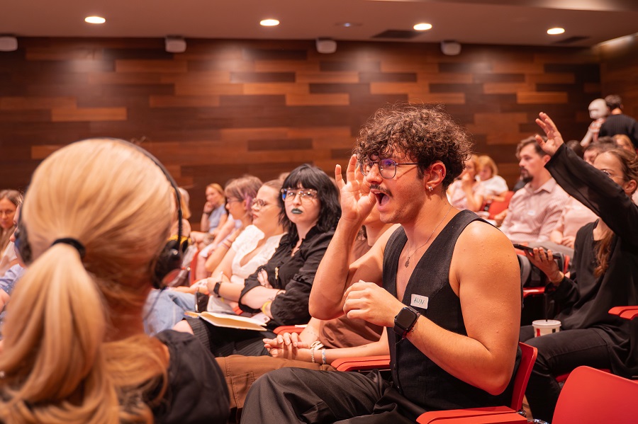 Forumul Artelor și Dizabilității: De la scenă la cadru național | 22-23 octombrie, Teatrul Național „I.L. Caragiale”