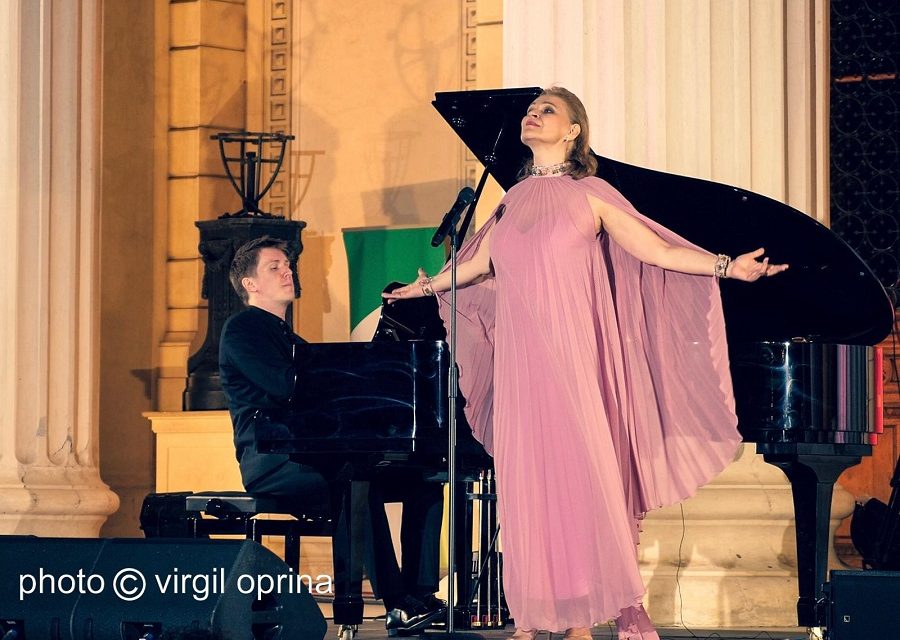 Ruxandra Donose la Berlin, pe 9 octombrie, cu recitalul Melodie, Dor, Magie, alături de pianistul Sergiu Tuhuțiu