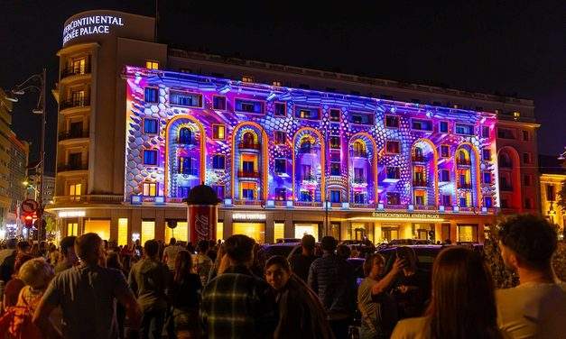 Record de participare la ediția aniversară Spotlight:peste 320.000 de oameni au descoperit Bucureștiul transformat prin lumină și artă digitală