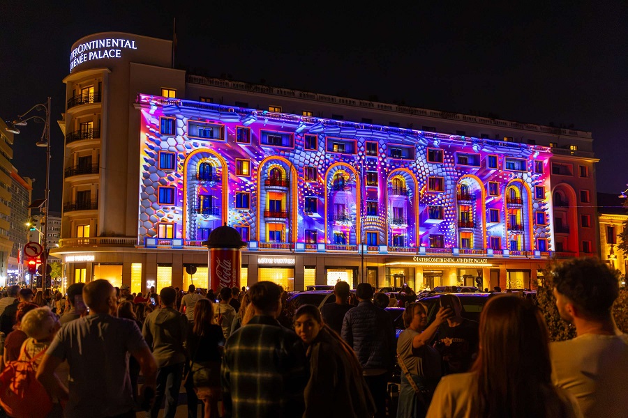 Record de participare la ediția aniversară Spotlight:peste 320.000 de oameni au descoperit Bucureștiul transformat prin lumină și artă digitală