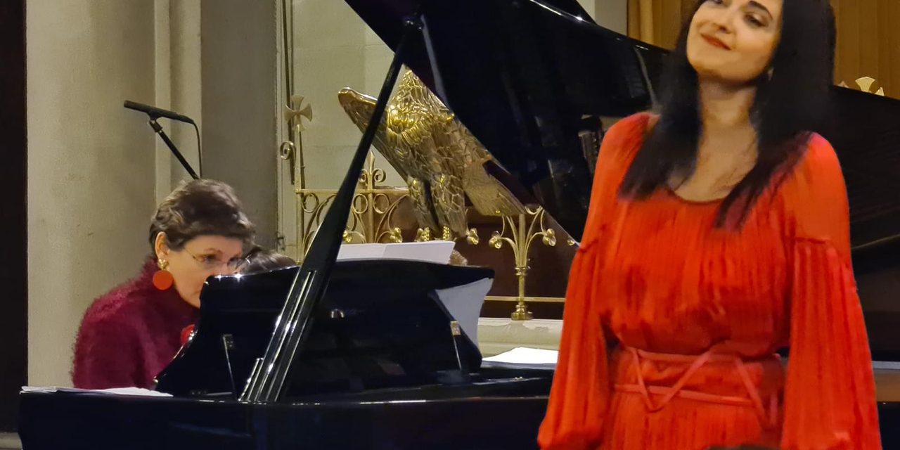 Zâmbetul muzicii –  Soprana Teodora Gheorghiu și pianista Diana Ionescu deschid, la Mozarthaus Vienna, seria de recitaluri dedicate comunităților românești din Europa